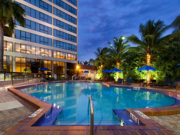 Holiday Inn Miami West - Airport Area By Ihg Hialeah Gardens Eksteriør bilde